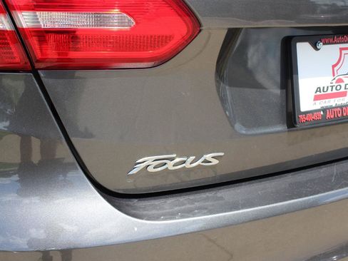 Used 2016 Ford Focus S FWD image 40