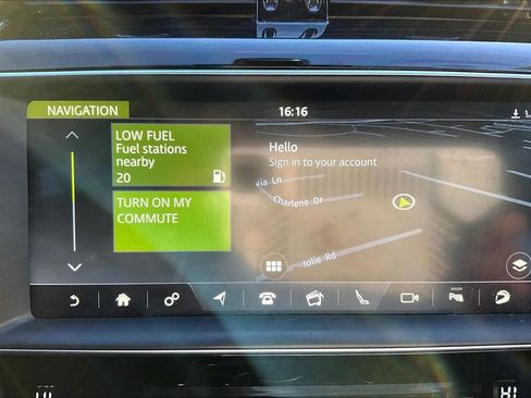 Used 2019 Jaguar F-PACE S image 29