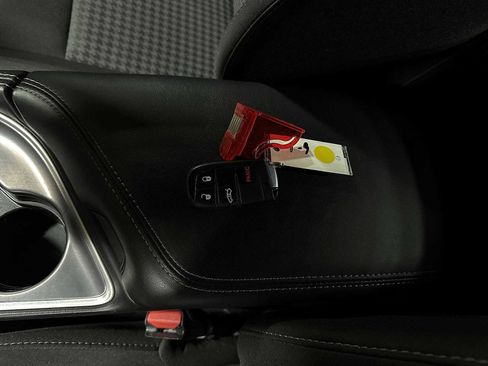 Used 2022 Dodge Challenger R/T w/ Blacktop Package image 30