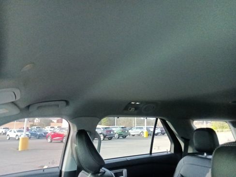 Used 2022 Ford Explorer Limited w/ Equipment Group 301A image 14