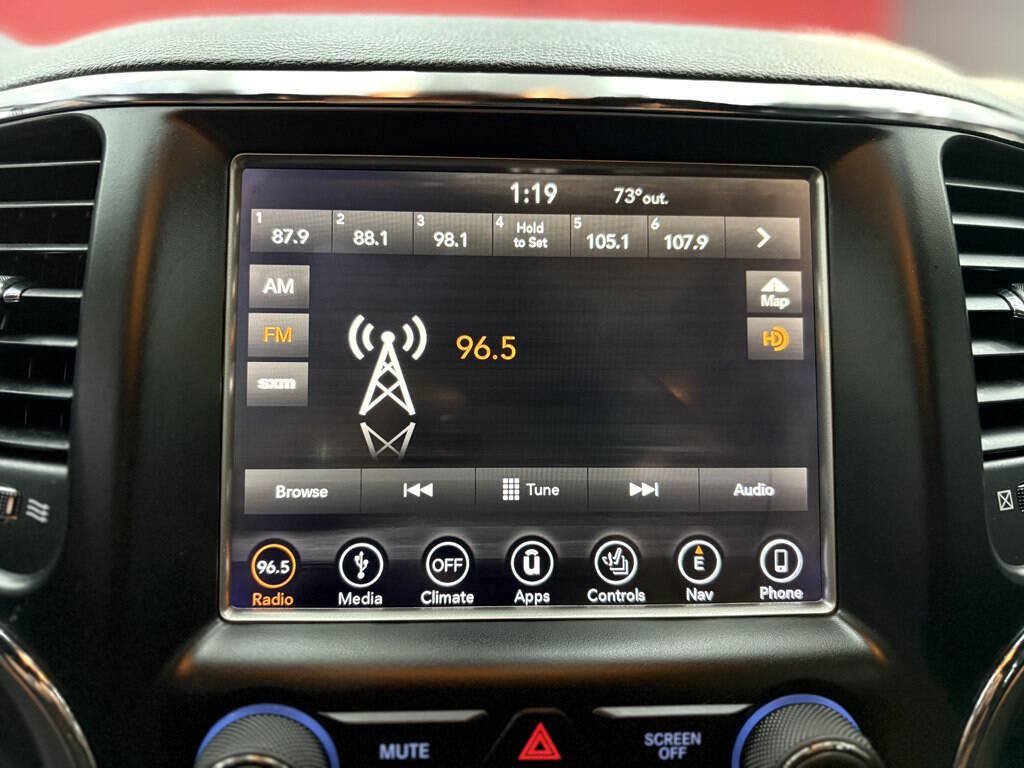 Used 2018 Jeep Grand Cherokee Altitude AWD/4WD image 23