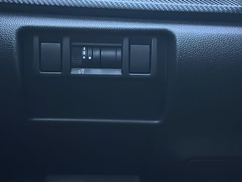 Certified 2024 Subaru Crosstrek 2.0i Premium AWD/4WD image 22
