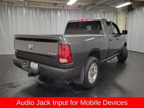 Used 2018 RAM 1500 Express w/ Express Value Package AWD/4WD image 9