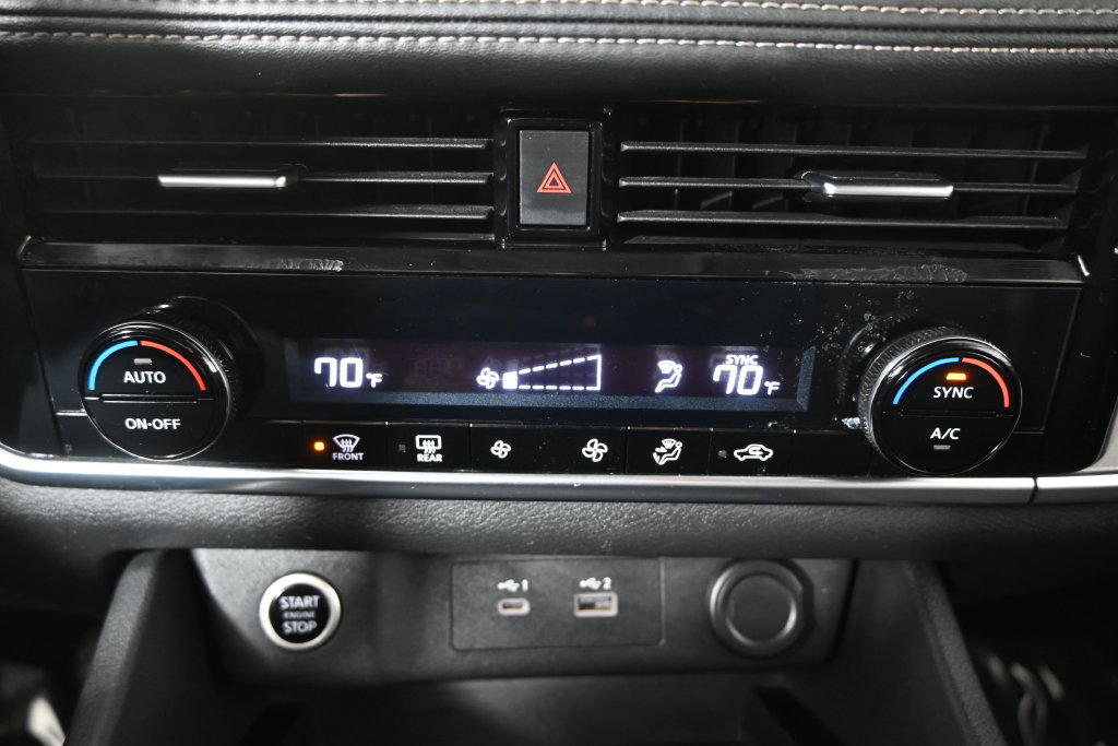 Used 2022 Nissan Rogue SV AWD/4WD image 30