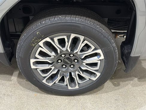 New 2026 GMC Sierra 1500 Denali Ultimate image 10