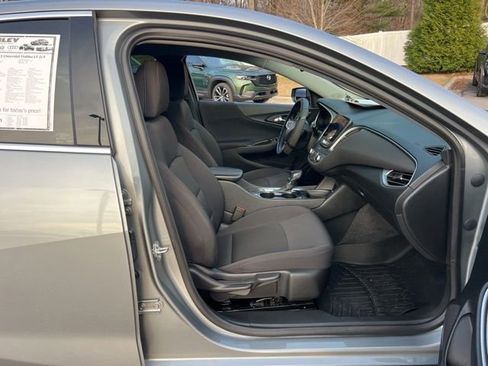 Used 2023 Chevrolet Malibu LT w/ Sport Edition image 31