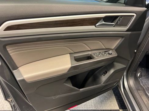 Certified 2023 Volkswagen Atlas SE AWD/4WD image 8