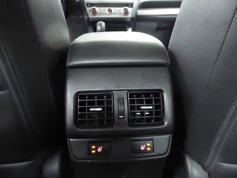 Used 2015 Subaru Legacy 3.6R Limited image 18