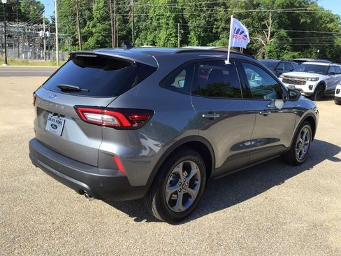 New 2026 Ford Escape ST-Line w/ Tech Pack #1 FWD image 8