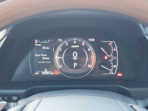 Used 2024 Lexus ES 350 w/ Luxury Package image 19