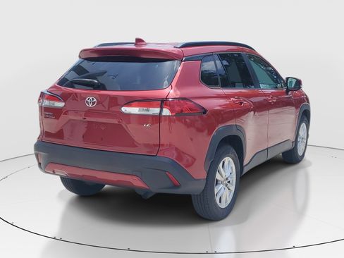 Used 2022 Toyota Corolla Cross LE FWD image 3