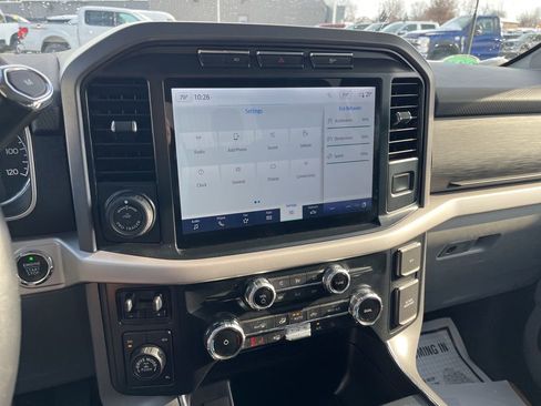 Used 2022 Ford F150 XLT w/ Equipment Group 302A High image 17