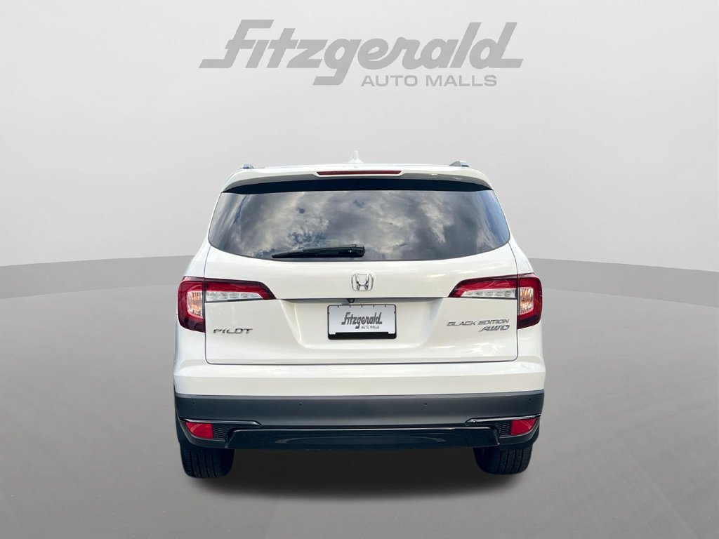 Used 2021 Honda Pilot Black Edition image 14