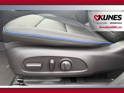 New 2026 Buick Envista Sport Touring w/ Convenience I Package FWD image 20