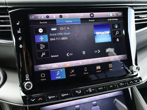 Used 2026 Jeep Grand Wagoneer Summit AWD/4WD image 18