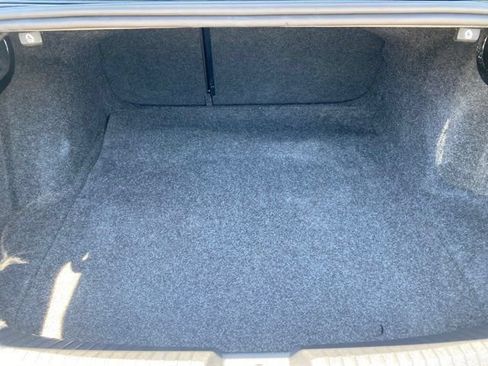 Used 2025 Volkswagen Jetta SE FWD image 28