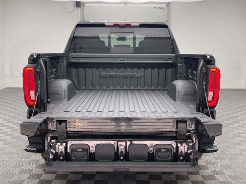 Used 2024 GMC Sierra 1500 Denali AWD/4WD image 13