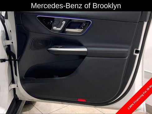 Certified 2025 Mercedes-Benz GLC 300 4MATIC image 21