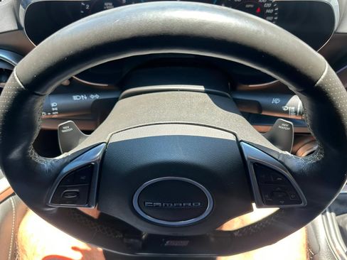 Used 2016 Chevrolet Camaro SS RWD image 30