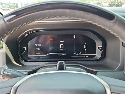 Used 2023 GMC Yukon Denali w/ Advanced Technology Package RWD image 15