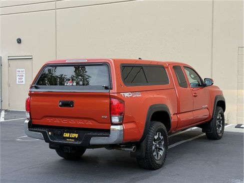 Used 2016 Toyota Tacoma TRD Off-Road w/ Towing Package AWD/4WD image 53