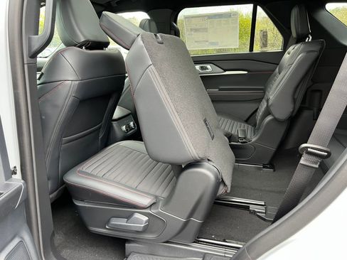 Used 2026 Ford Explorer ST-Line AWD/4WD image 6