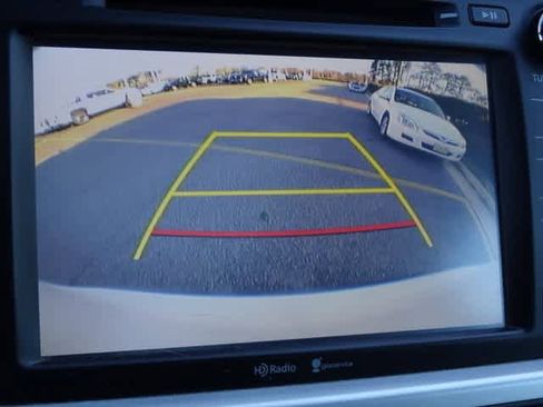 Used 2014 Toyota Highlander Limited Platinum image 33