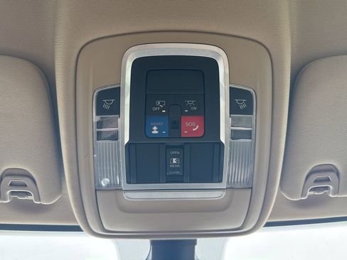 Used 2021 RAM 3500 Laramie w/ Chrome Appearance Group image 13