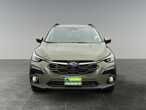 Used 2024 Subaru Crosstrek 2.5i Limited image 2