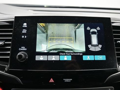 Used 2019 Honda Passport Touring image 23