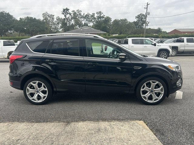 Used 2019 Ford Escape Titanium FWD image 1