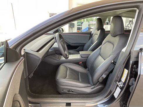 Used 2025 Tesla Model 3 Long Range RWD image 10