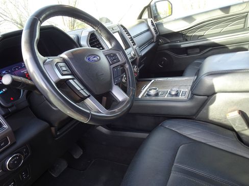Used 2021 Ford Expedition Max Platinum image 16