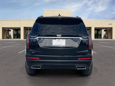 Certified 2022 Cadillac XT6 Sport w/ Platinum Package image 6