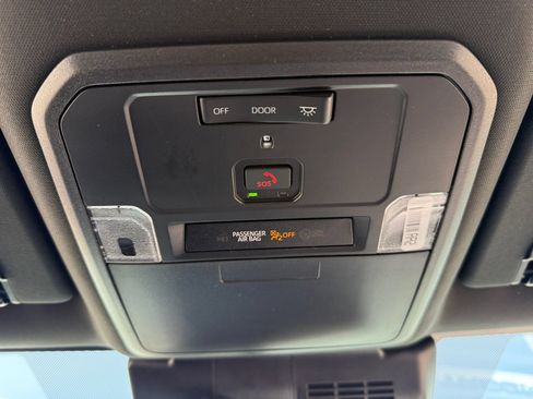 Certified 2026 Toyota Tacoma SR5 AWD/4WD image 20