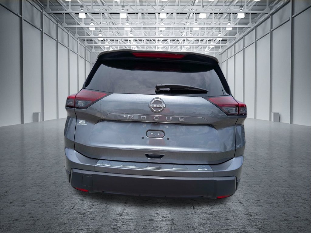 Certified 2026 Nissan Rogue SV FWD image 9