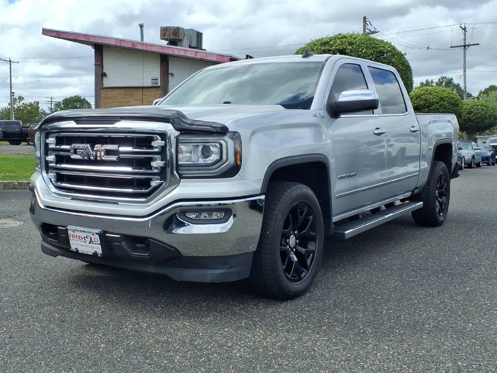 Used 2018 GMC Sierra 1500 SLT w/ SLT Premium Package AWD/4WD image 3