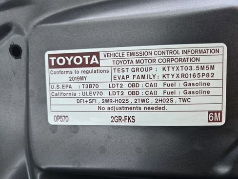 Certified 2019 Toyota Highlander XLE image 27