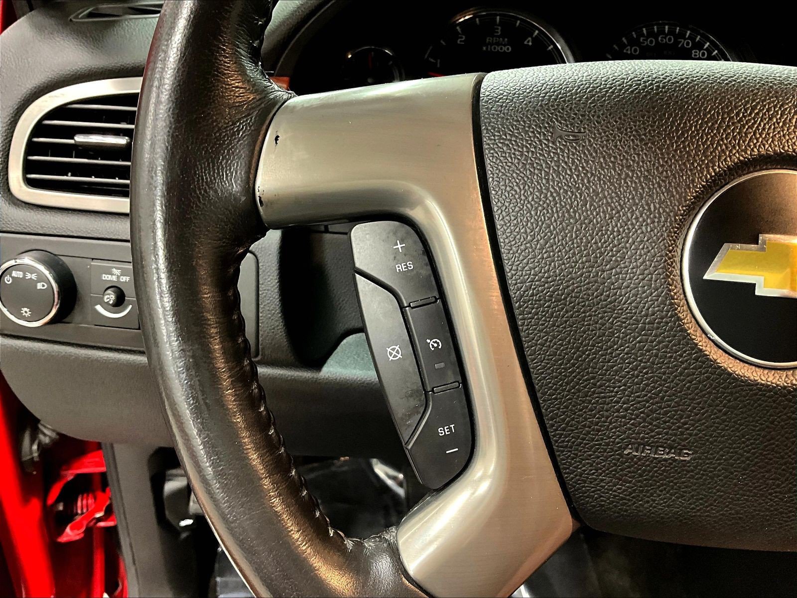 Used 2011 Chevrolet Avalanche LS RWD image 12