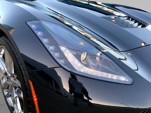Used 2017 Chevrolet Corvette Stingray Coupe RWD image 26