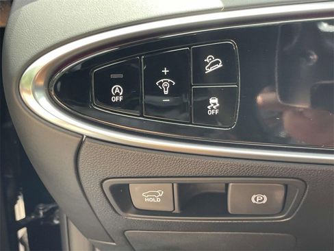 Certified 2024 Genesis GV70 3.5T Sport w/ Sport Advanced Package image 17