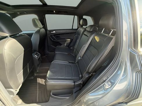 Used 2022 Volkswagen Tiguan SEL R-Line AWD/4WD image 20