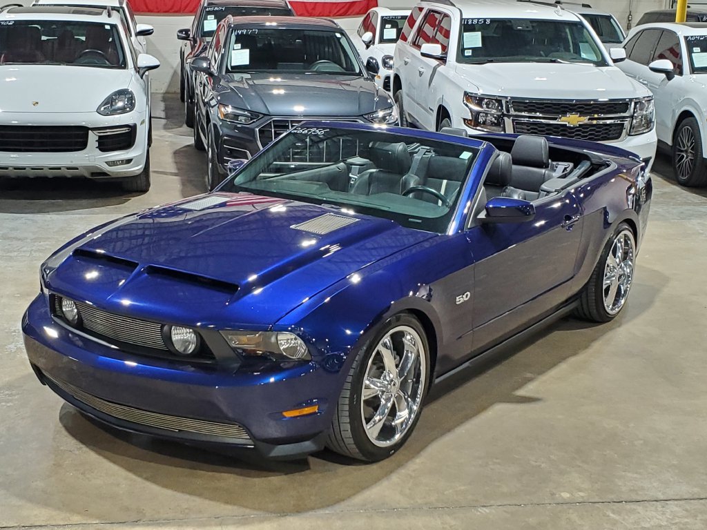 Used 2012 Ford Mustang GT Premium w/ Security Pkg RWD image 35