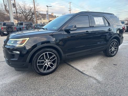 Certified 2019 Ford Explorer Sport image 4