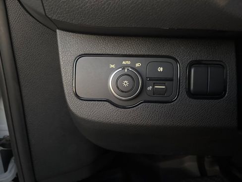 Used 2023 Mercedes-Benz Sprinter 144 Cargo image 36