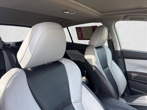 Used 2020 Subaru Crosstrek 2.0i Limited w/ Moonroof Package w/Navigation AWD/4WD image 17