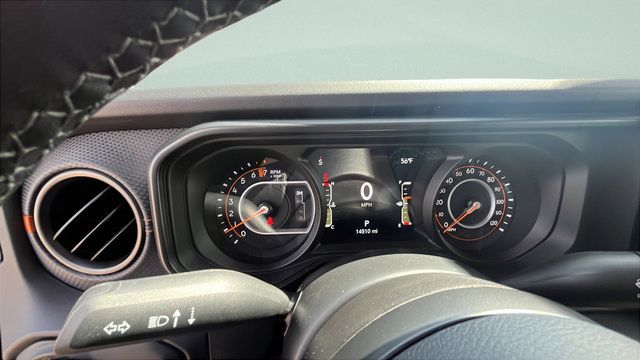 Used 2026 Jeep Gladiator Mojave AWD/4WD image 12