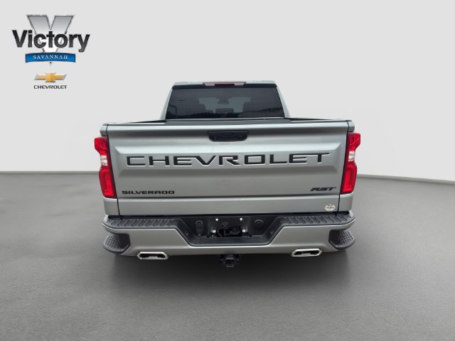 Used 2023 Chevrolet Silverado 1500 RST AWD/4WD image 6