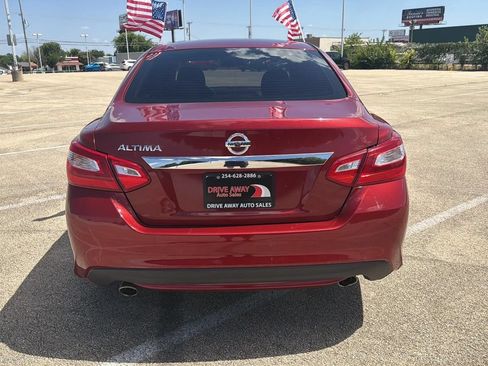 Used 2016 Nissan Altima 2.5 S w/ Power Driver Seat Package FWD image 4