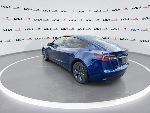 Used 2022 Tesla Model 3 RWD image 6